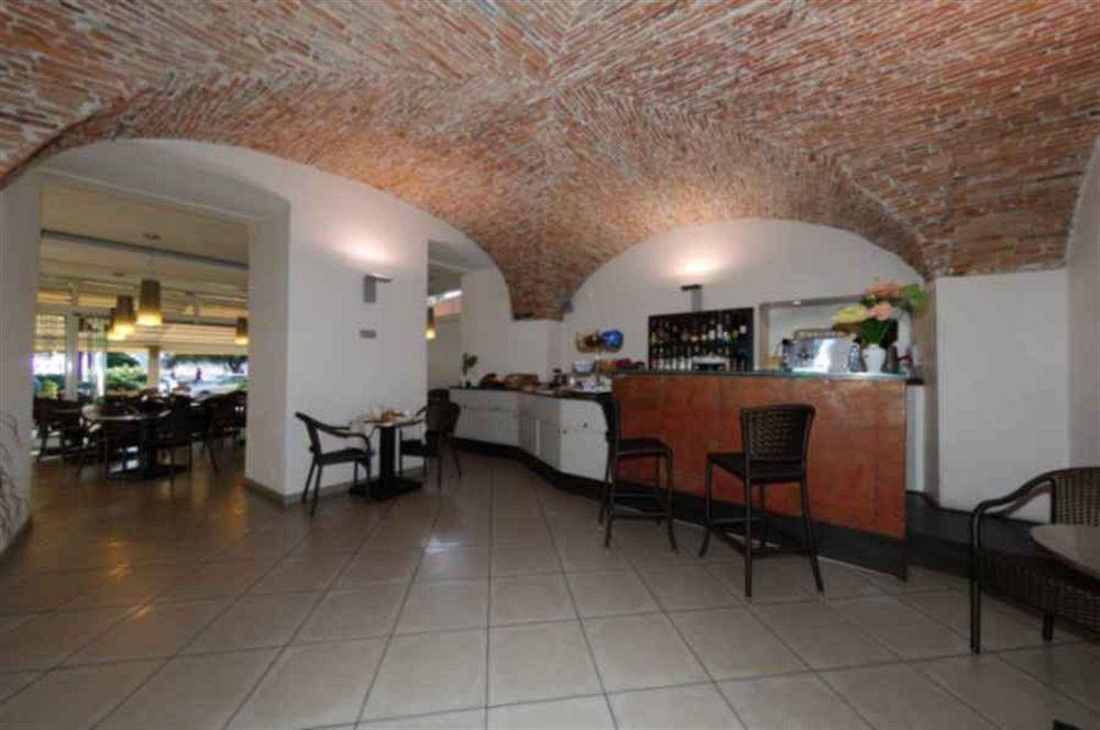 Hotel Vesuvio Rapallo Exterior foto